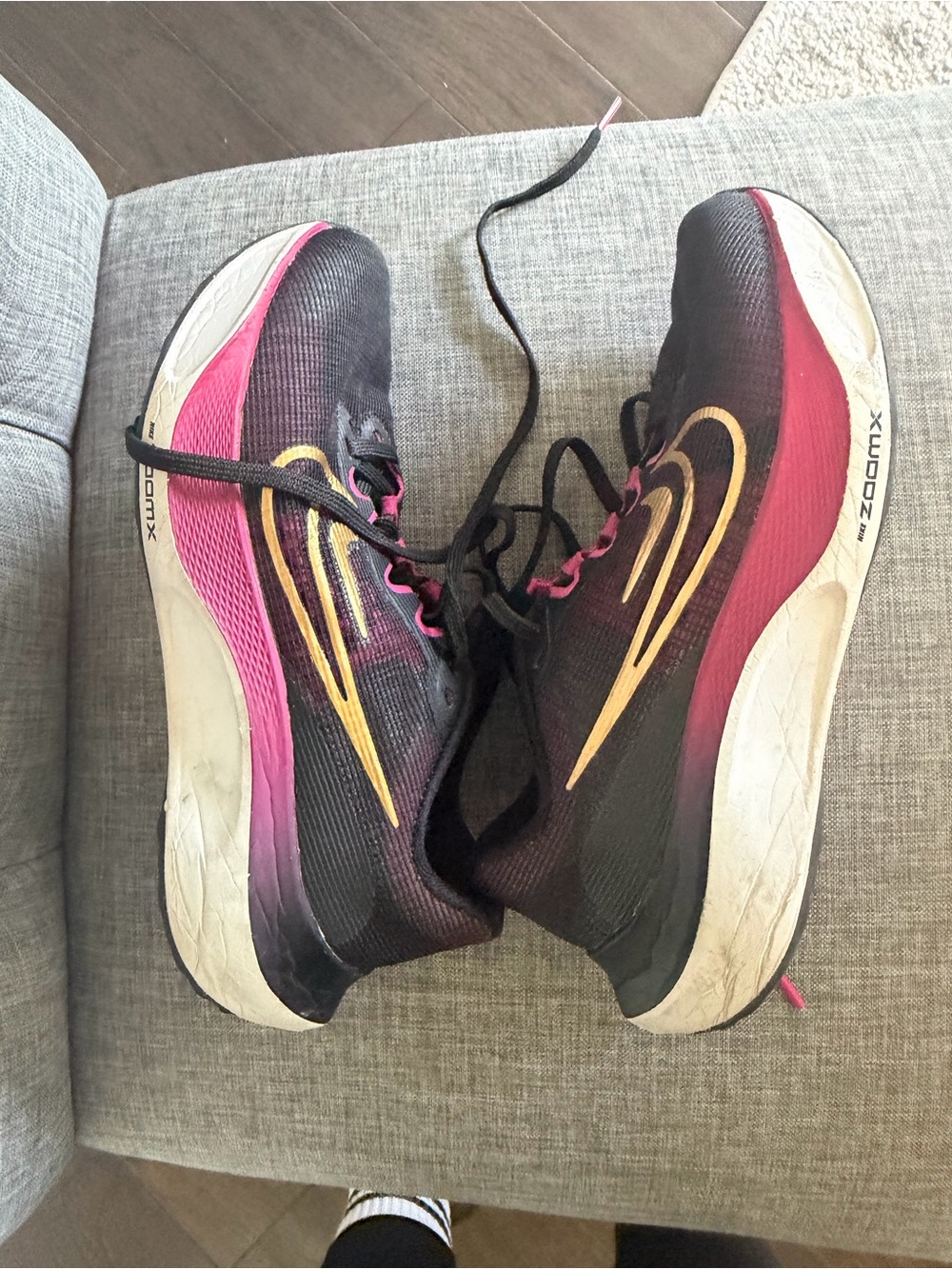 Nike Zoom Fly 5 Women’s Black and Pink Running Shoes with Gold Swoosh